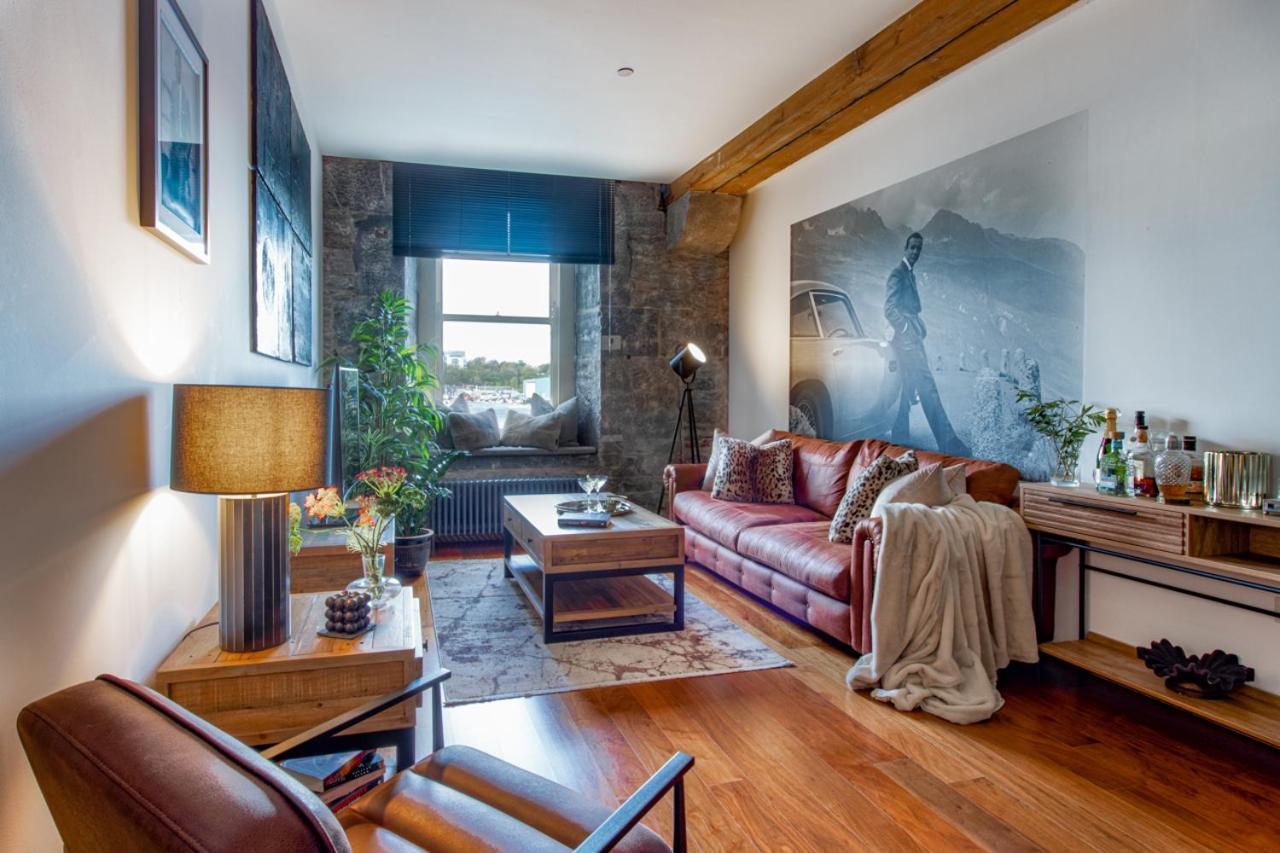 Rwy Suite007 Luxury Signature Apartment With Sea View & Optional Parking 普里茅斯 外观 照片